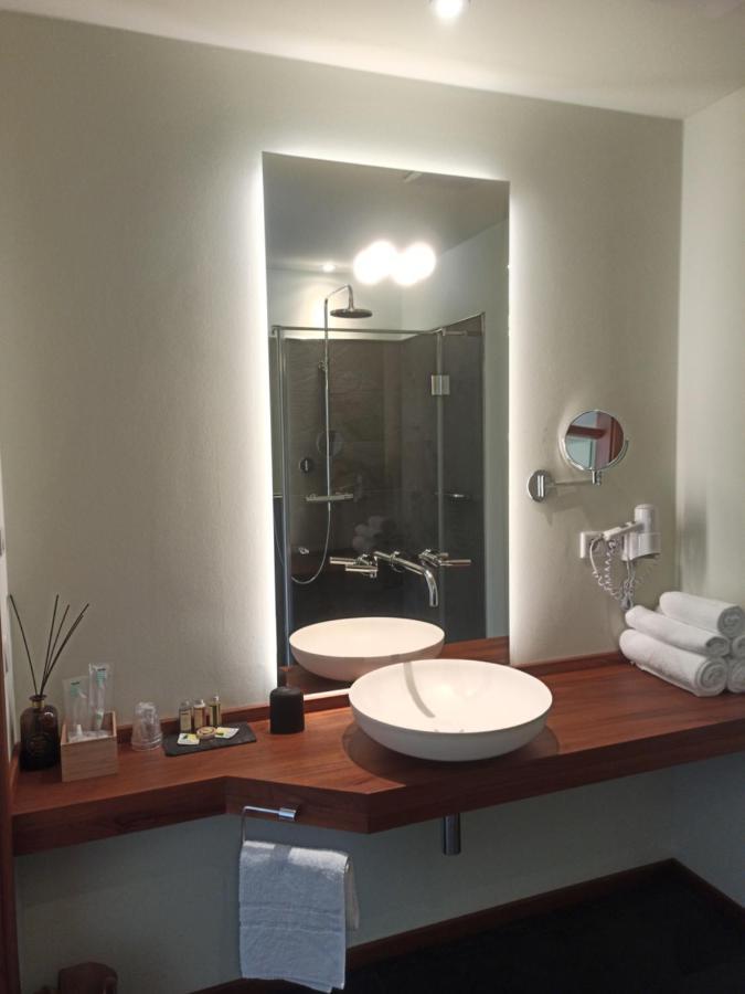 Motelplushotel Biggeseefront Olpe Bagian luar foto