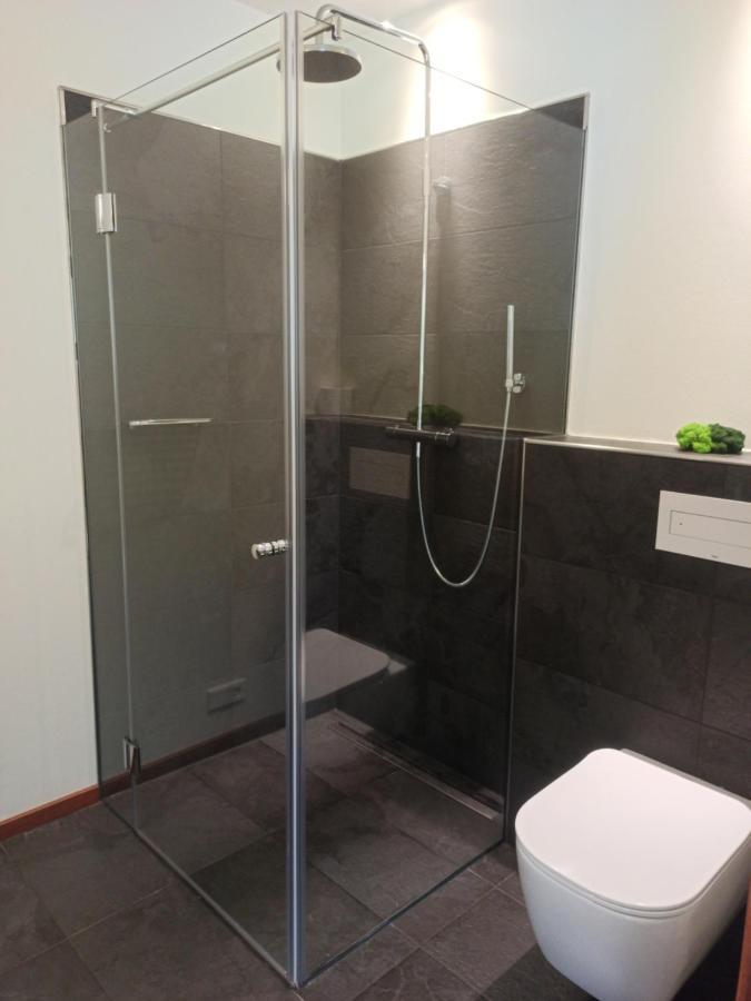 Motelplushotel Biggeseefront Olpe Bagian luar foto
