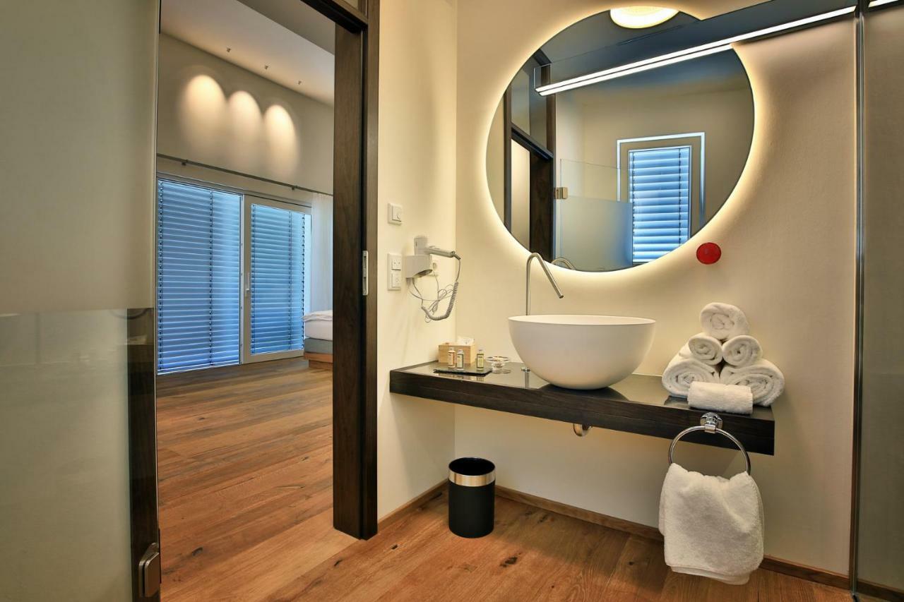 Motelplushotel Biggeseefront Olpe Bagian luar foto