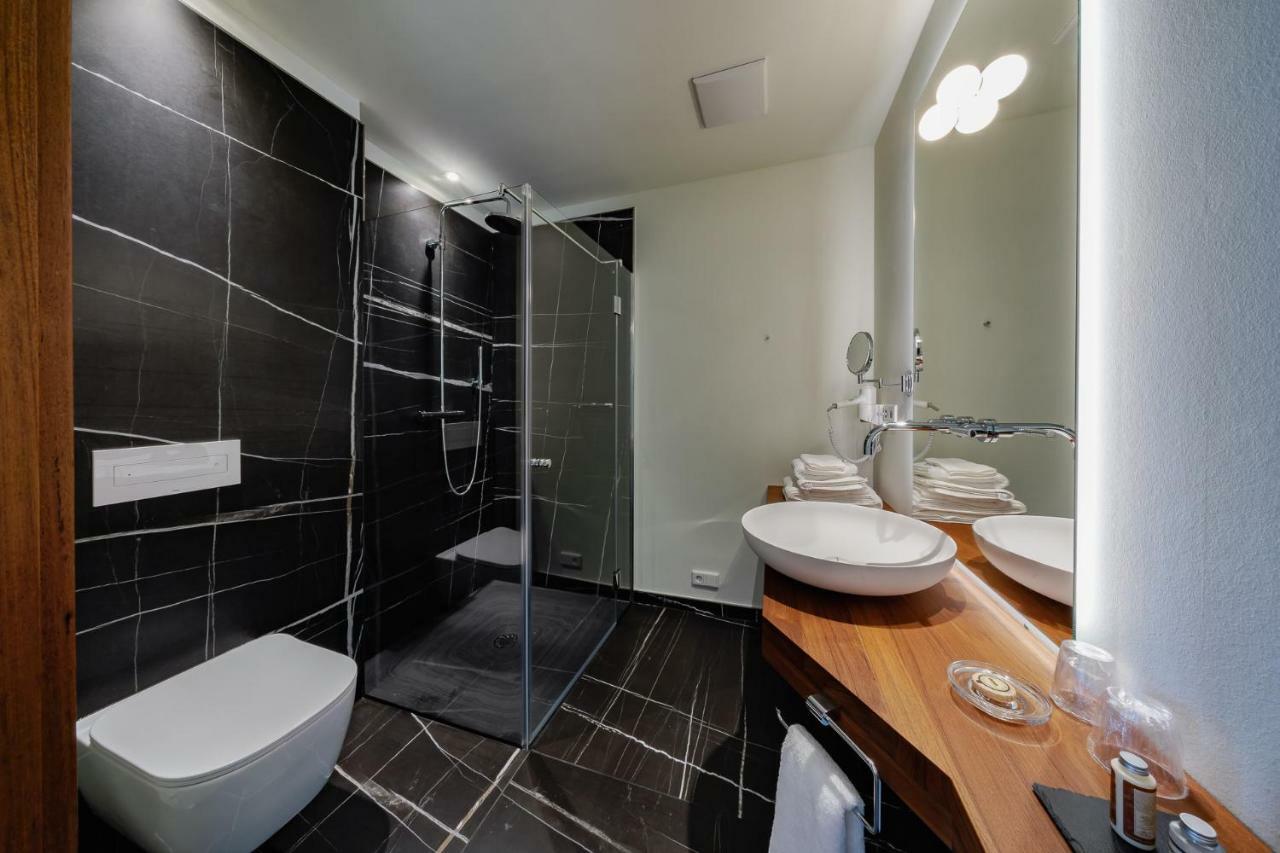 Motelplushotel Biggeseefront Olpe Bagian luar foto