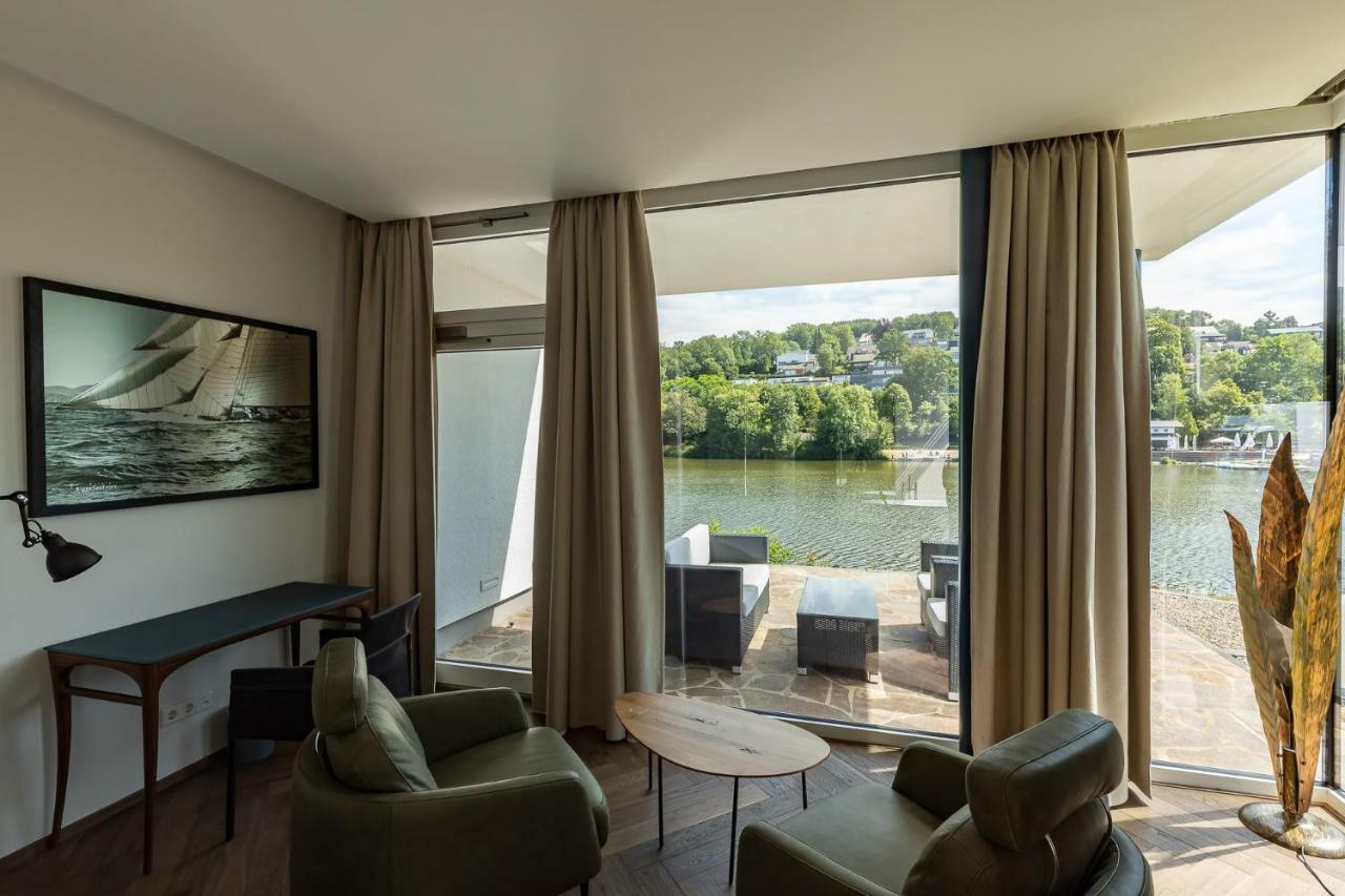 Motelplushotel Biggeseefront Olpe Bagian luar foto